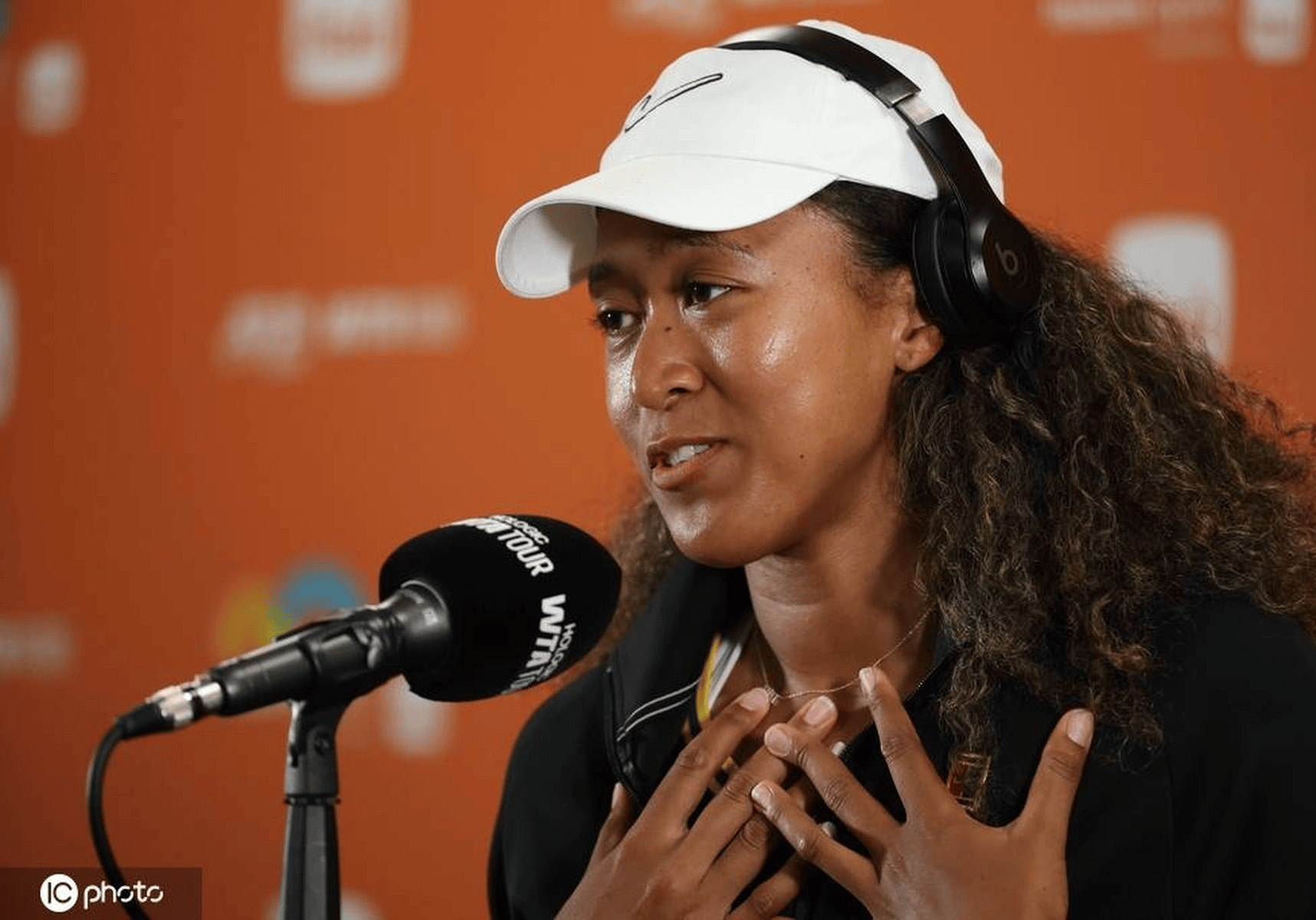 NG娱乐- 大坂直美重返赛场，晋级下一阶段首场状态出色，公牛观众沸腾！赛场气氛高涨