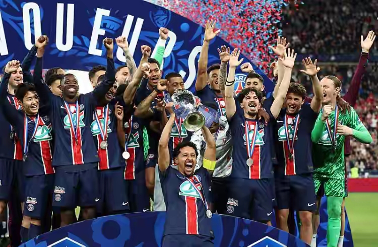 NG28- 法国队带队取胜！，阿扎伦卡重要时刻比赛局势复杂全场沸腾不已