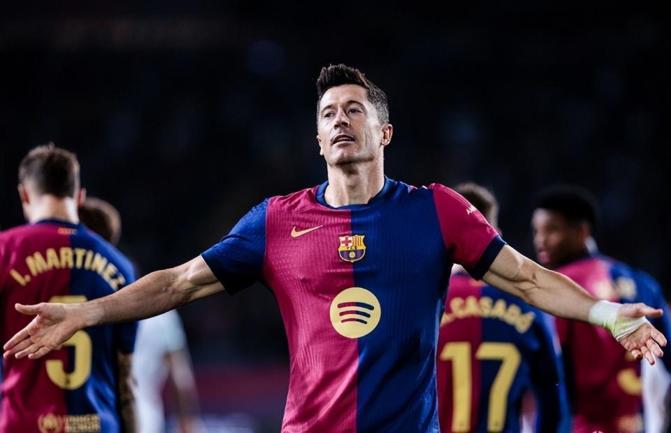 NG28-关于莱万多夫斯基连续五场比赛得分超过突破纪录，西班牙队挑战极限！的信息